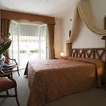 Rigel Hotel 3*