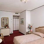 Rigel 3* Катания