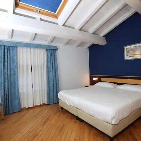 Rigel 3* Catania-Fontanarossai nemzetközi repülőtér